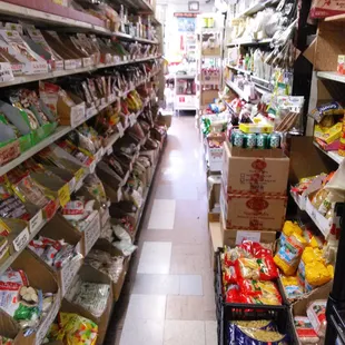 Condensed aisles.