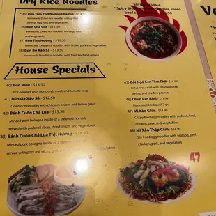 Dry noodles and house special