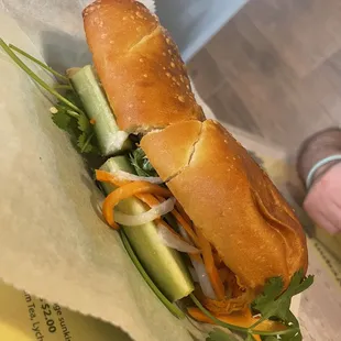 Chicken bahn mi