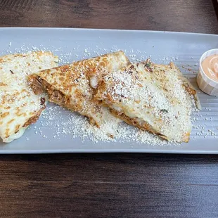 Shredded Chicken quesadilla (no tomatoes, and chipotle Mayo in the side)