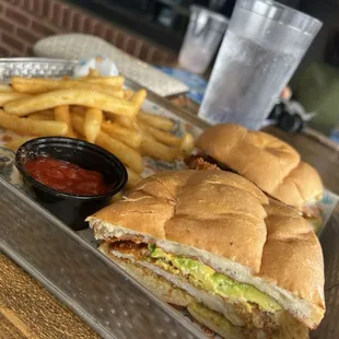 Torta de milanesa de pollo is my favorite thing to get from here! It's a 10/10!