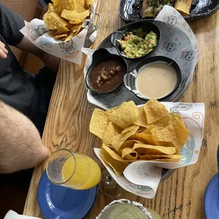 Dip Trio