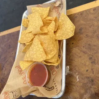 large chips & salsa