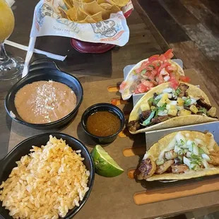 Mixed taco trio