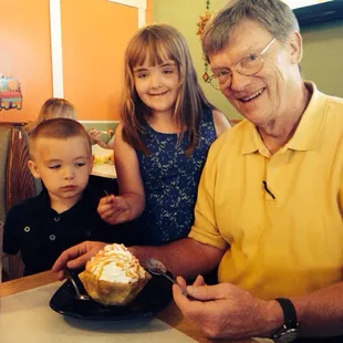 Free Father's Day dessert!