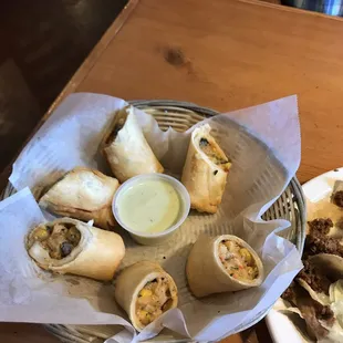 Southeast rolls. Okay but won't order again.