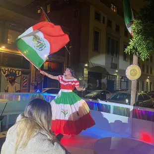 Cinco de Mayo Celebration in Oakland at Que Rico