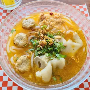 3. Banh Canh Thit Cua, Cha Ca, Gio Heo