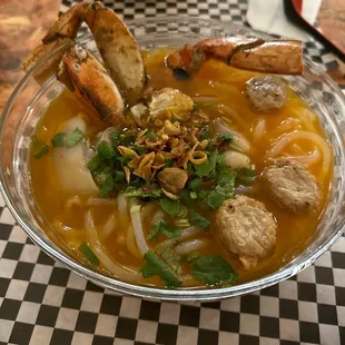 2. Banh Canh Cua, Cha Ca, Gio Heo