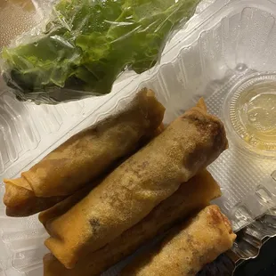 Little lettuce and cold eggrolls