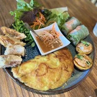 Combo Vietnamese appetizers