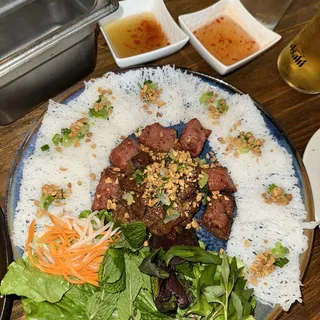 Grilled Pork Sausage Sliced Pork Woven Vermicelli / Banh Hoi Nem Thit Nuong