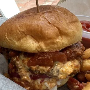 Carolina Burger with pimento cheese