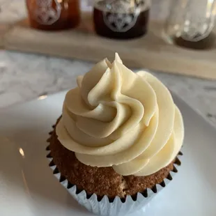 Butterscotch Cupcake