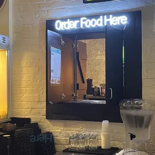 You can order food from the restaurant next door. Super cool