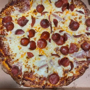 Pepperoni pizza