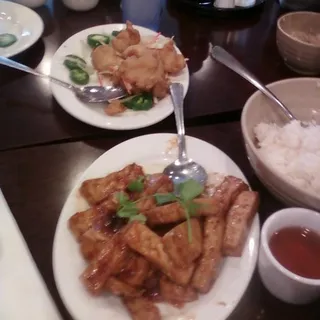 Deep Fried Fish Fillet with Garlic Sauce