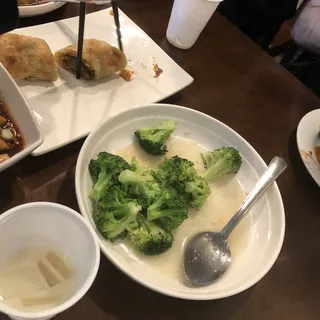 Sauteed Broccoli with Garlic