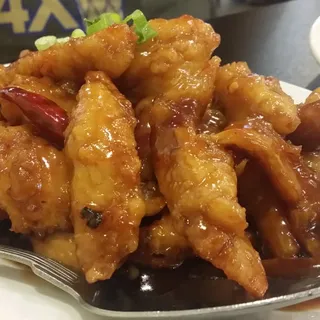 16. General Chicken Lunch Special
