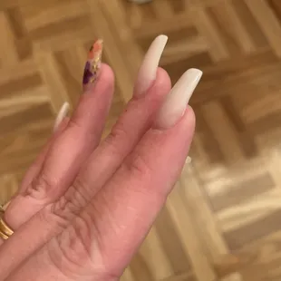 Really natural shape both for the coffin and the nail bed