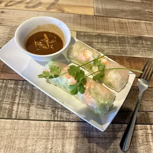 Shrimp spring rolls