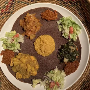 a plate of mexican food
