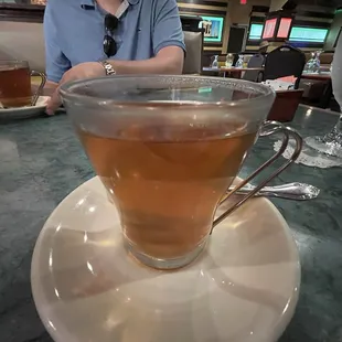 oysters and mussels, drink