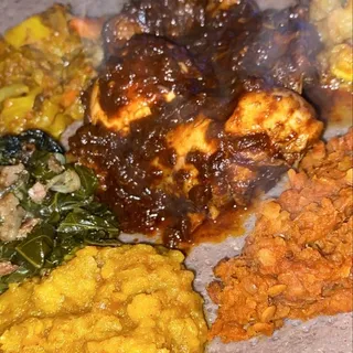 Queen's 6 Platter