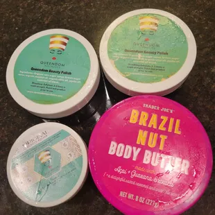 Trader Joe's is just for size reference because it states 8oz on jar.