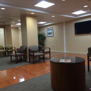 Very nice waiting area