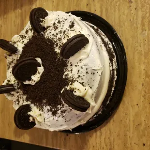 Cookies N' Cream Cake