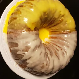 Lemon Cake with white &amp; yellow drizzle!