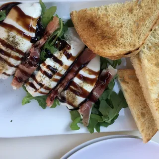 Prosciutto & Burrata