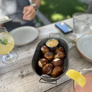 Pretzels (comes with a cheese, I would have preferred mustard)