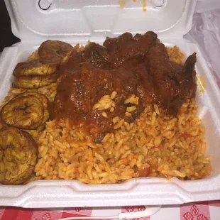 Jollof rice w/ goat & plantain