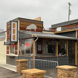 Outside of Quentin&apos;s BBQ