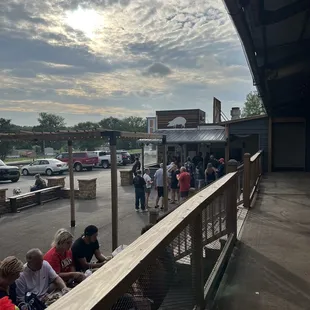 Quinton&apos;s with walk-up ordering