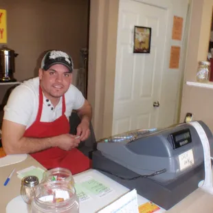 Eddie, owner/manager, ensures that you will not go hungry!