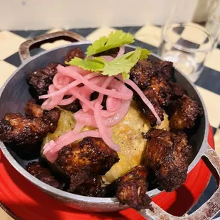 Mofongo con Carne Frita