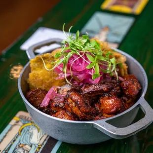 Mofongo con Carne Frita