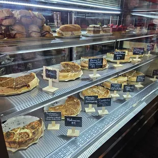 Display of available quiches