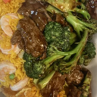 Beef w broccoli with shrimp fried rice
