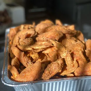Crispy Fried Chicken Party Wings Pan