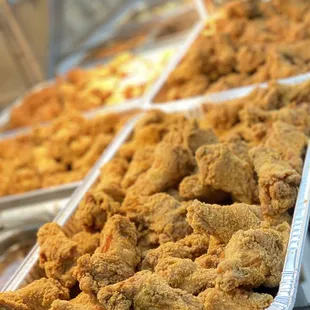 Crispy Fried Chicken Party Wings Pan