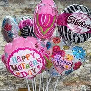 a bunch of happy mothers&apos;s day balloons