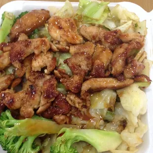Hibachi chicken with all veggies.