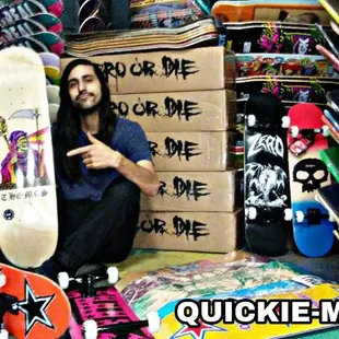 QUICKIE-MART stocks the latest ZERO SKATE Products.