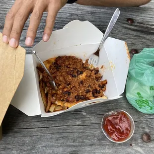 Chili fries