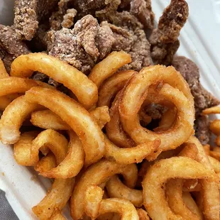 Popcorn Chicken Meal w/ Seasoned Fries