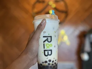 R&B Tea - Warren